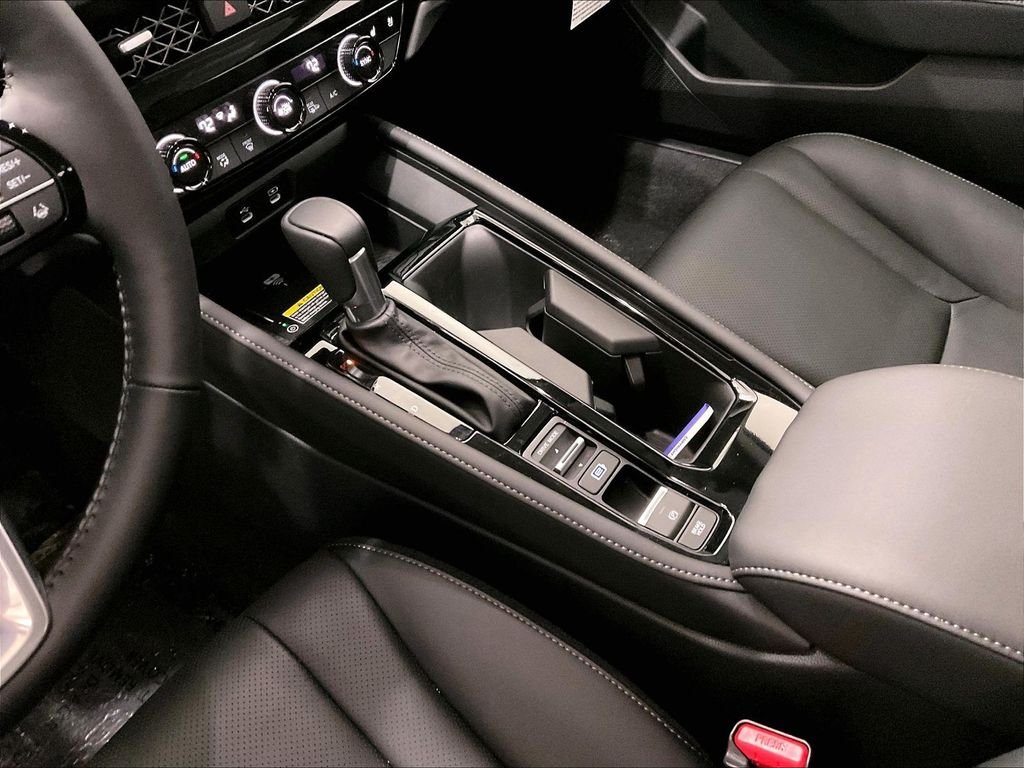 2025 Honda Accord Hybrid Touring - Photo 14
