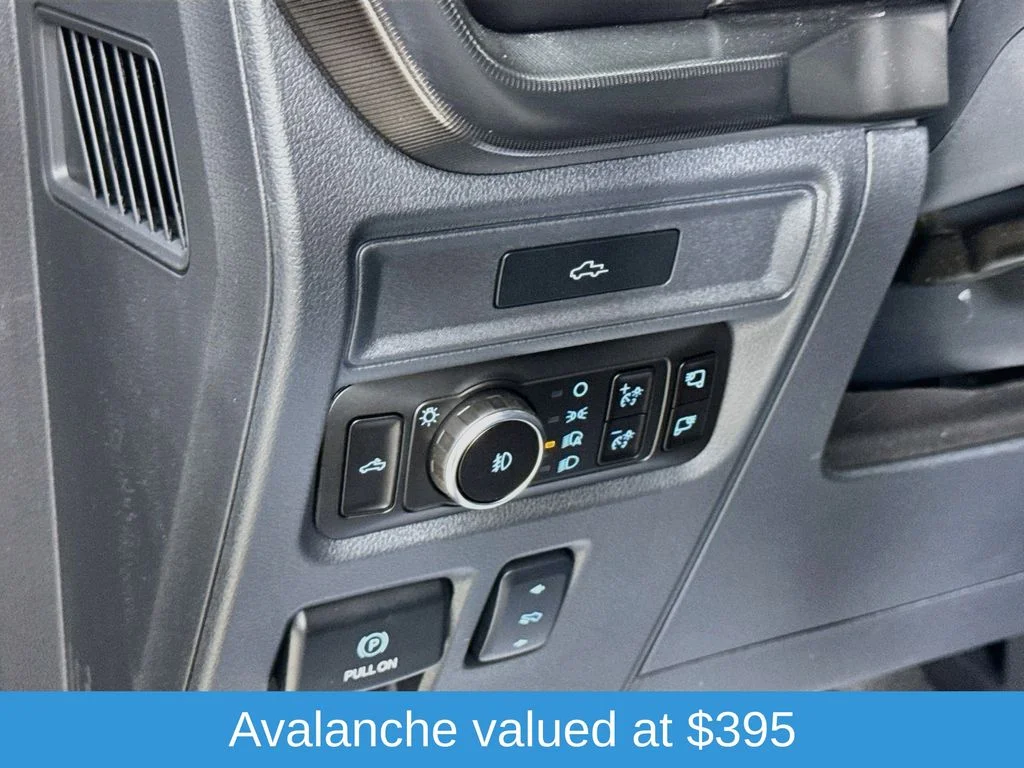 Used 2026 Avalanche Ford Lariat image 12