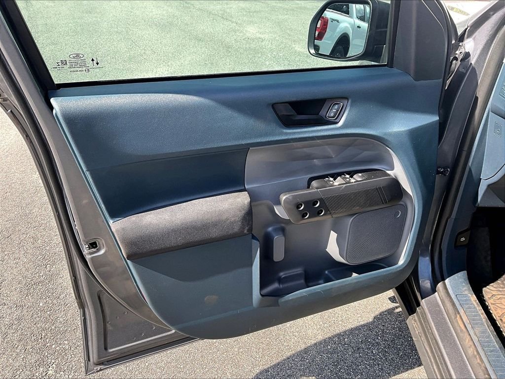 Used 2022 Gray Metallic Ford XL image 9