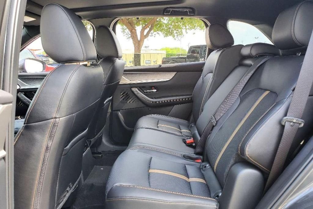 2025 Mazda CX-90 Premium Package - Photo 17