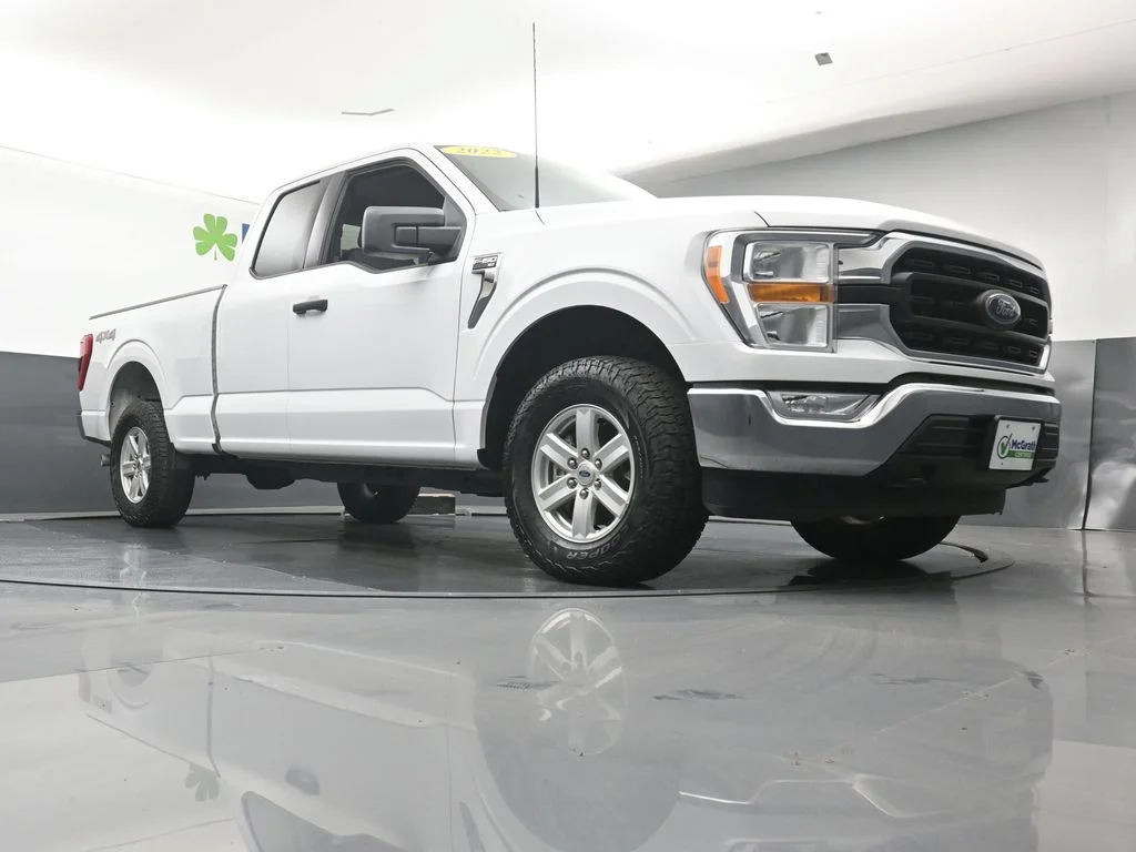 Certified Used 2022 White Ford XLT image 23
