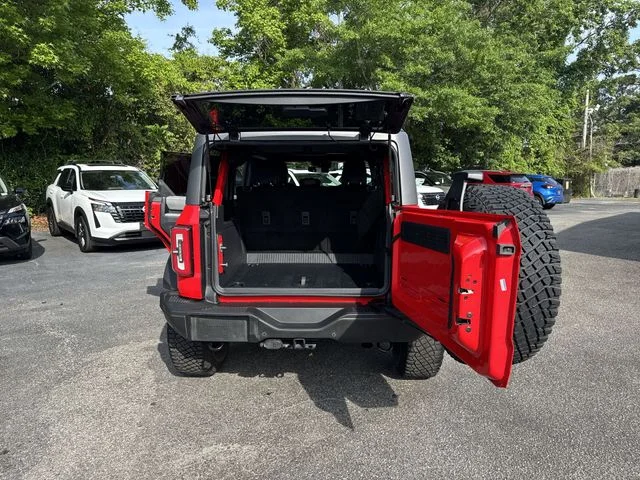 Used 2022 Red Ford Badlands image 12