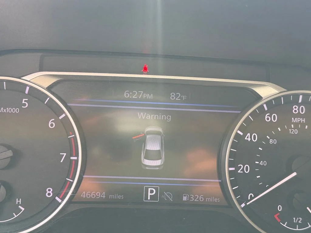 Used 2025 Black Nissan SR image 16