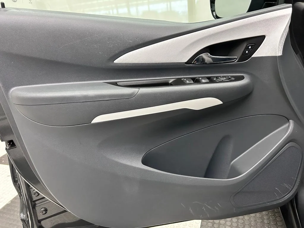 Used 2020 Gray Chevrolet LT image 10