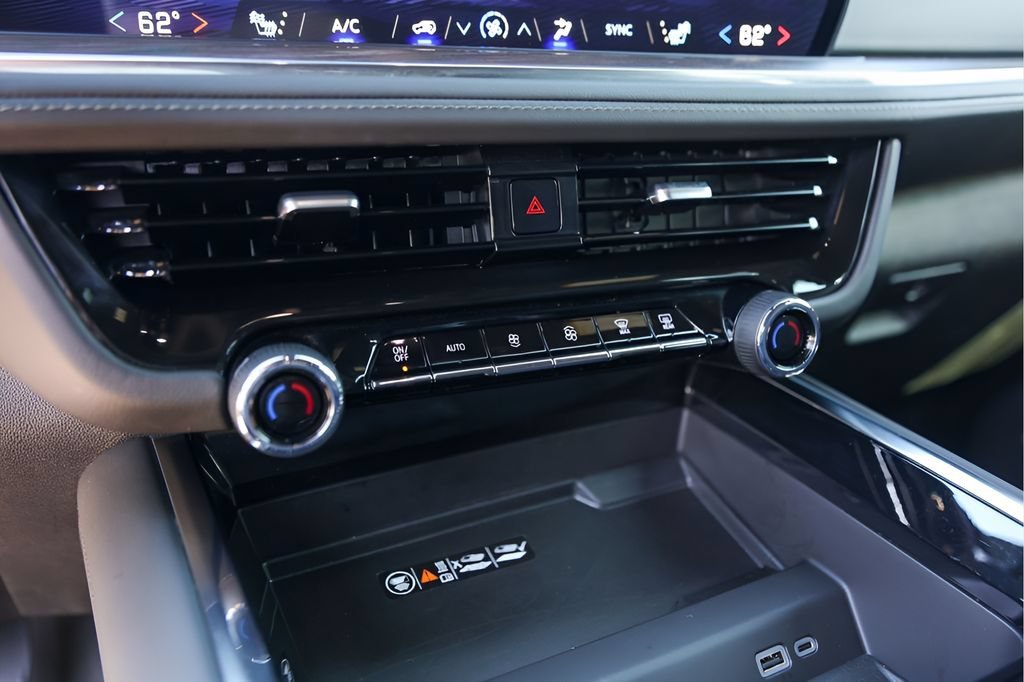2026 Chevrolet Suburban Z71 - Photo 19