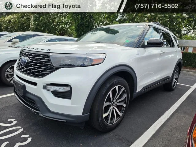 Used 2022 White Metallic Ford ST-Line image 1