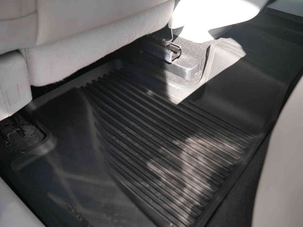 Used 2021 Blue Jeep Limited image 15