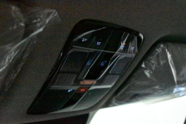 New 2027 White Hyundai Limited image 73