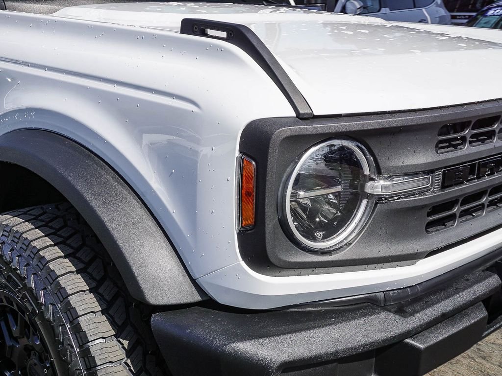 Used 2023 White Ford Base image 11