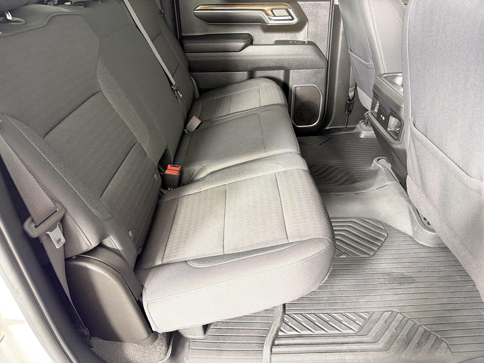 2024 Chevrolet Silverado 1500 RST - Photo 13