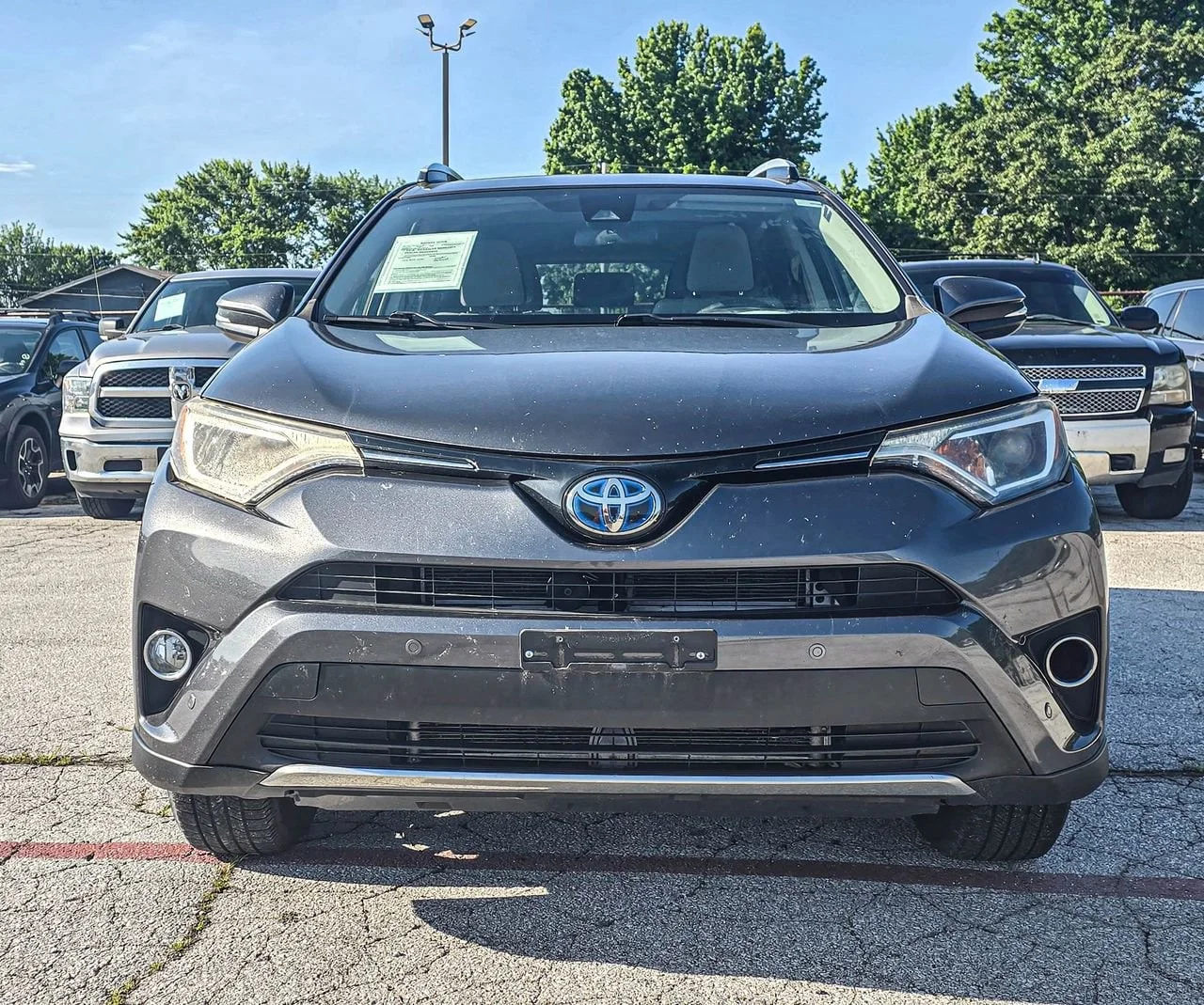 Used 2016 Gray Toyota XLE image 1