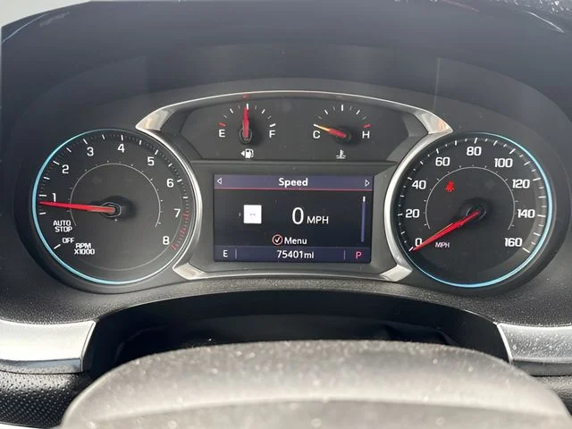 Used 2022 Red Chevrolet RS image 14