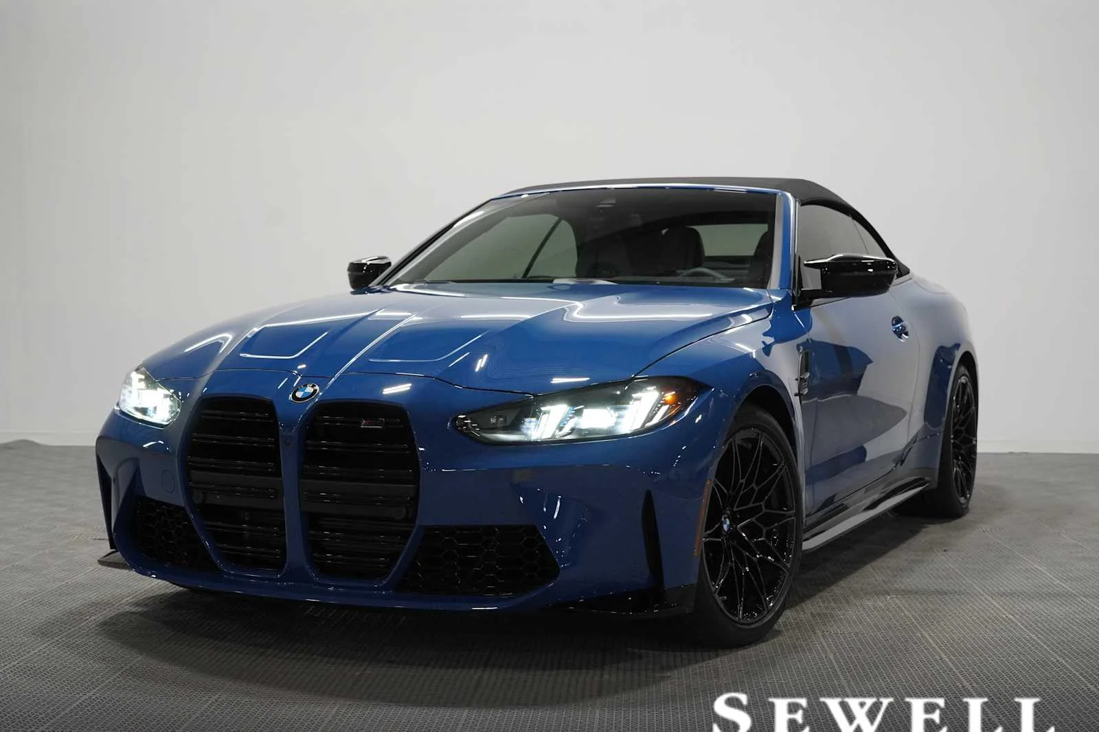 Pre-Owned 2027 BMW M4 Competition xDrive