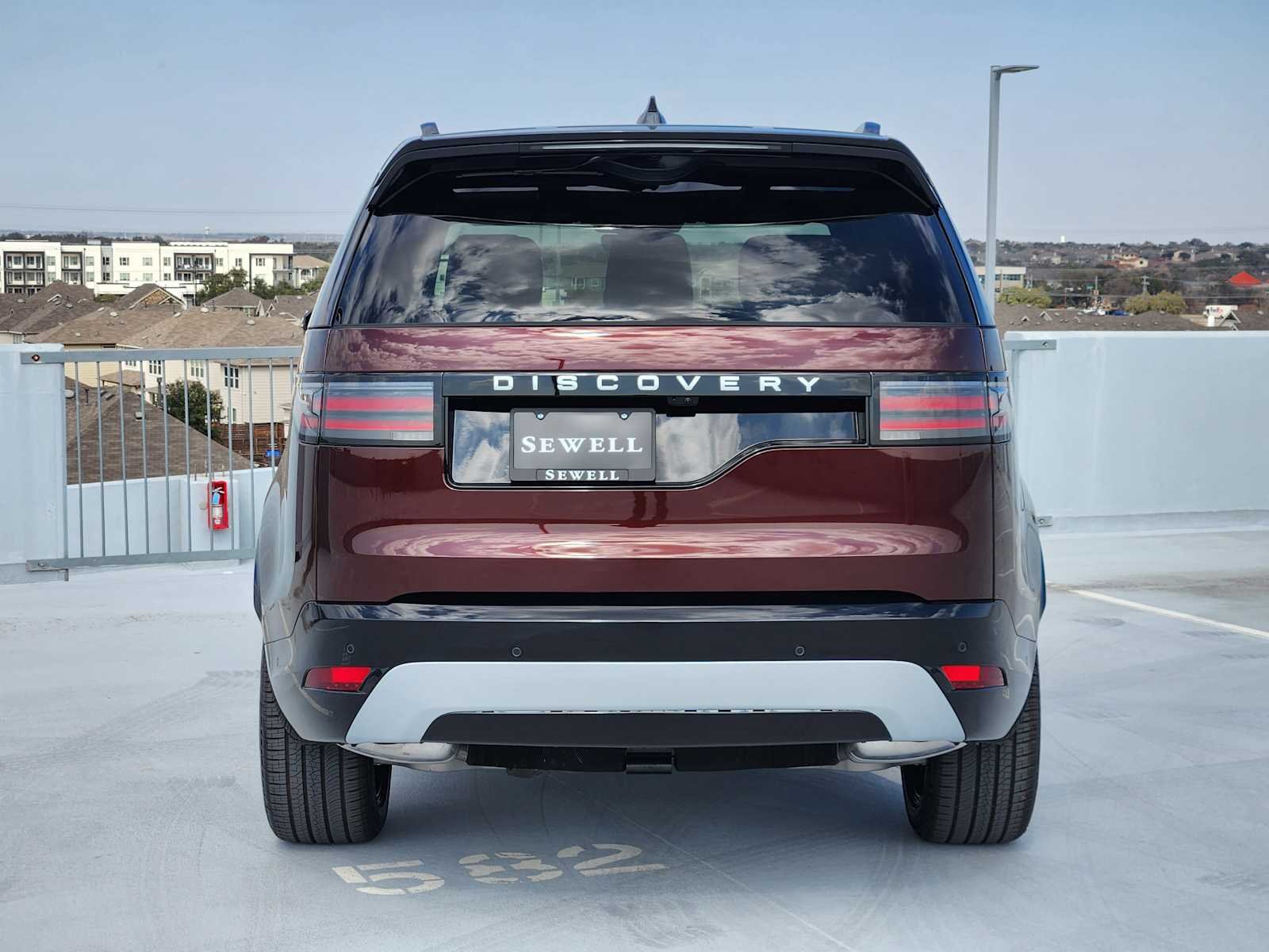 2026 Land Rover Discovery Gemini Edition - Photo 6