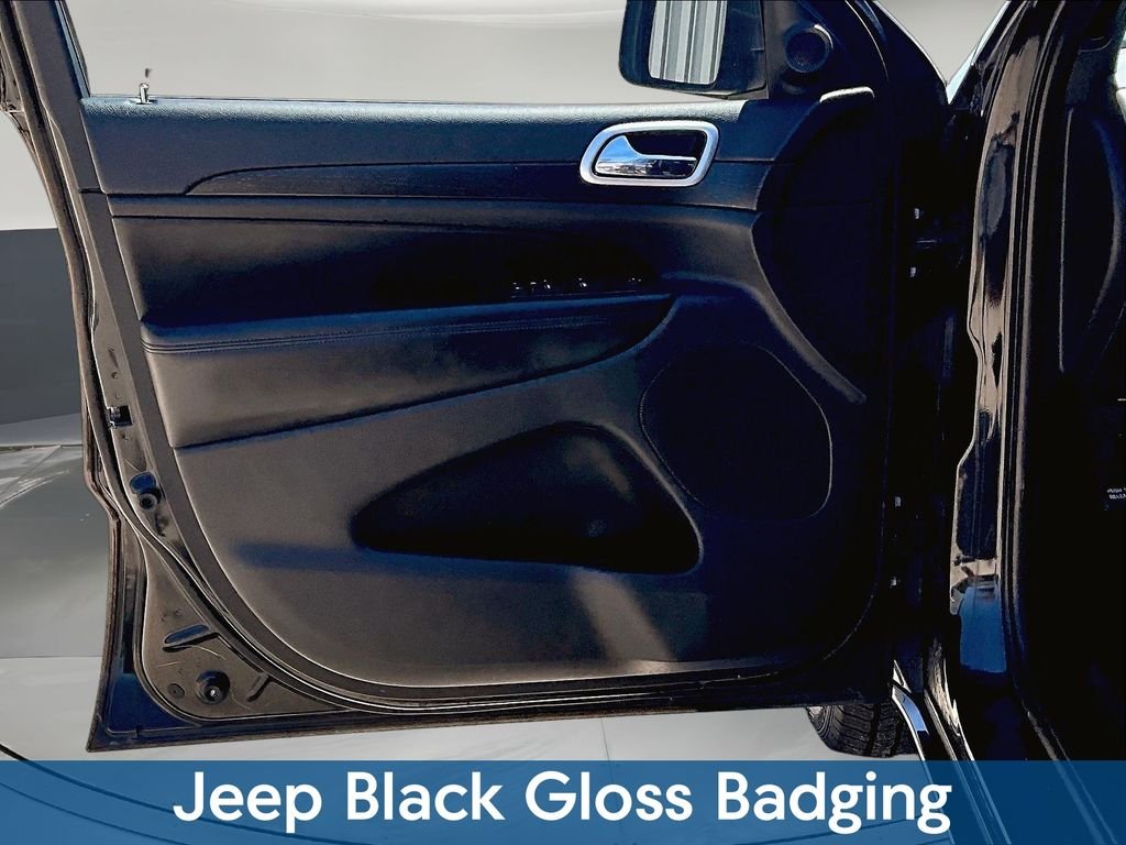 Used 2015 Black Jeep Altitude image 23