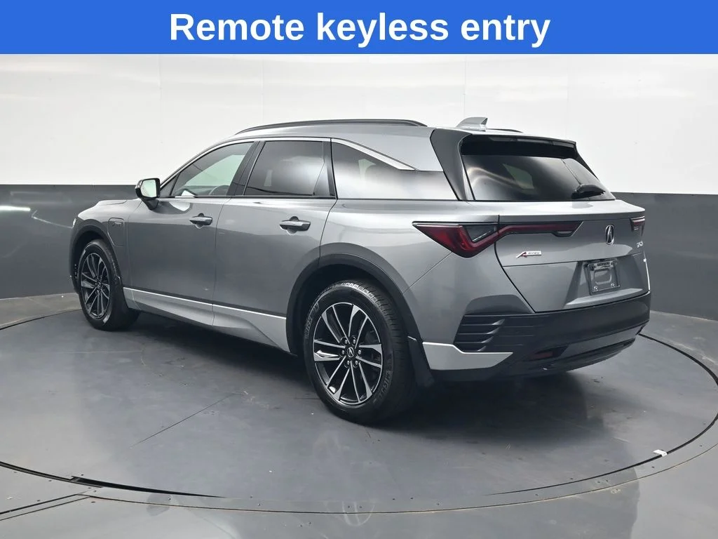 Used 2024 Mercury Silver Metallic Acura Base image 6