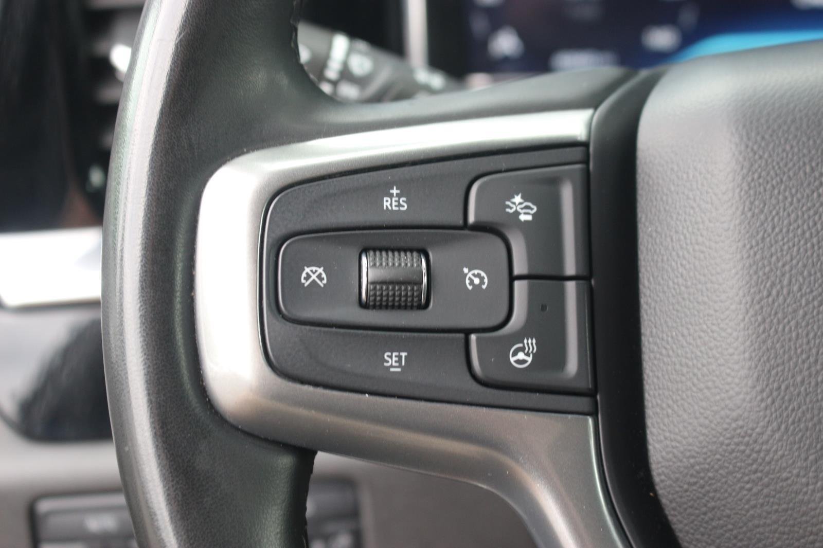Used 2025 Black Chevrolet LT image 21