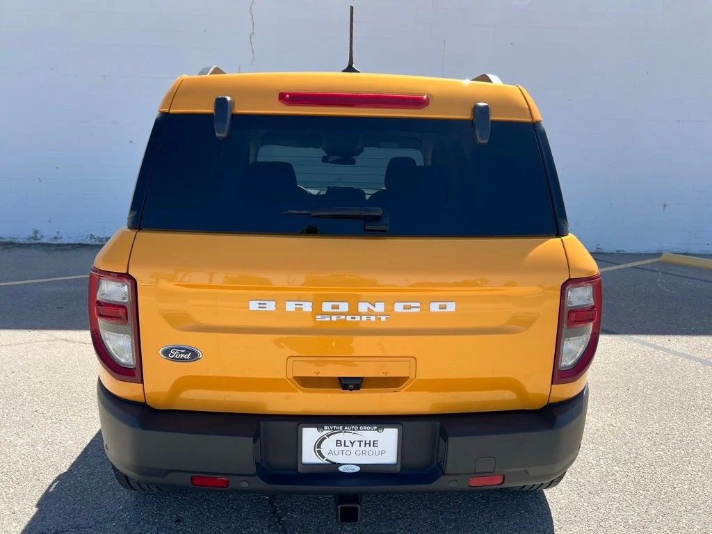 Used 2022 Orange Metallic Ford Big Bend image 4