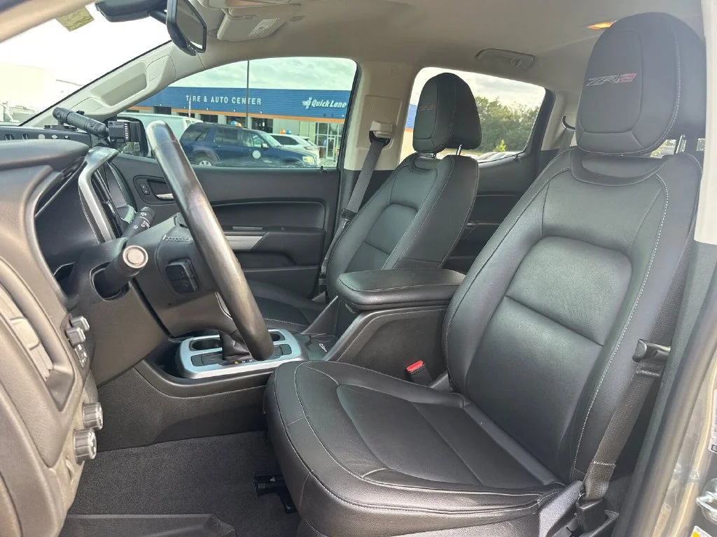 Used 2021 Gray Chevrolet ZR2 image 3