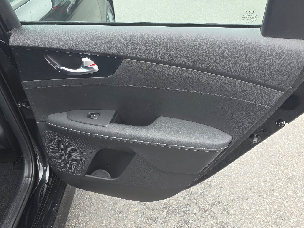 2023 Kia Forte GT-Line - Photo 23