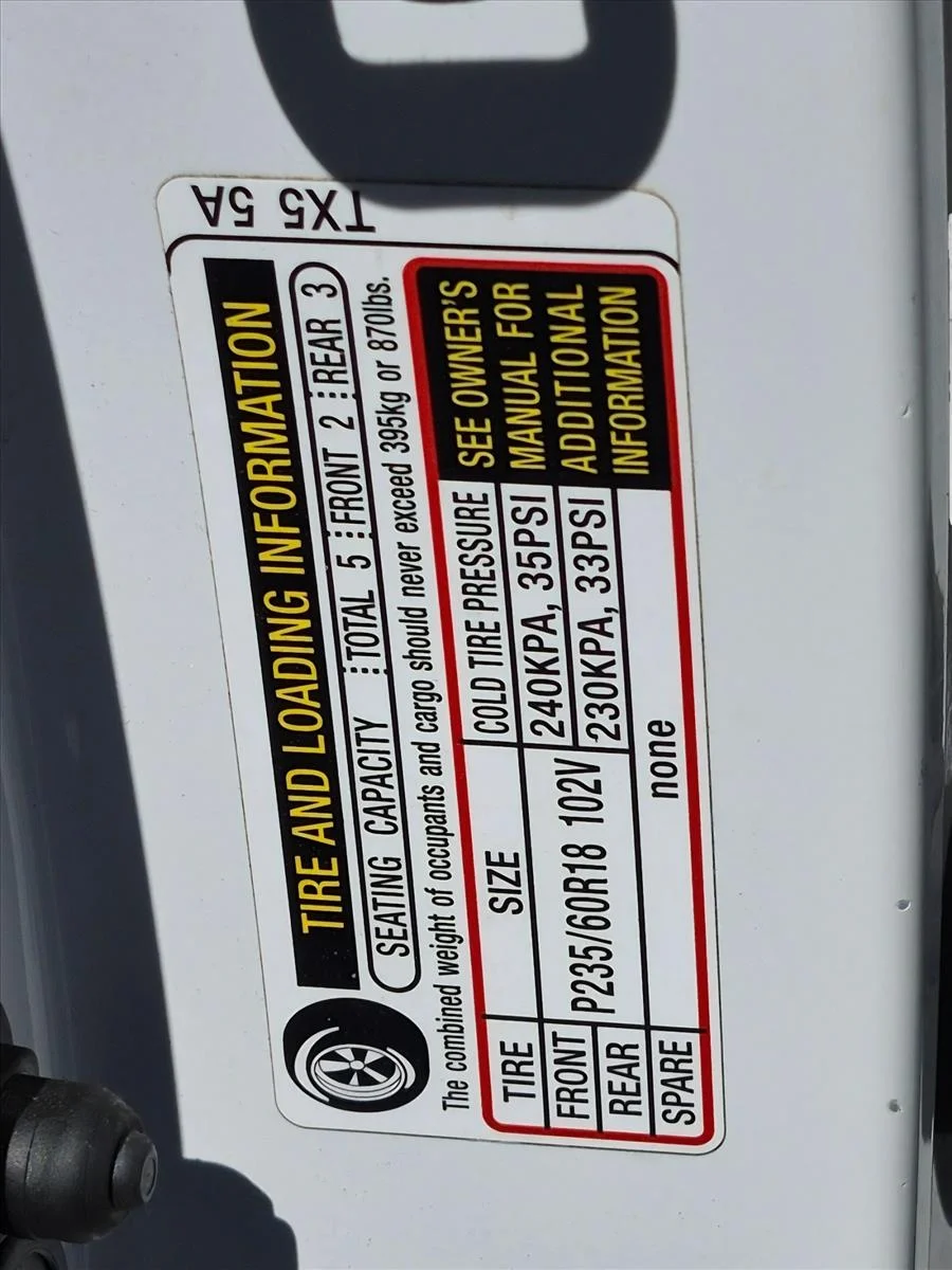 Used 2017 White Diamond Pear Acura  image 22