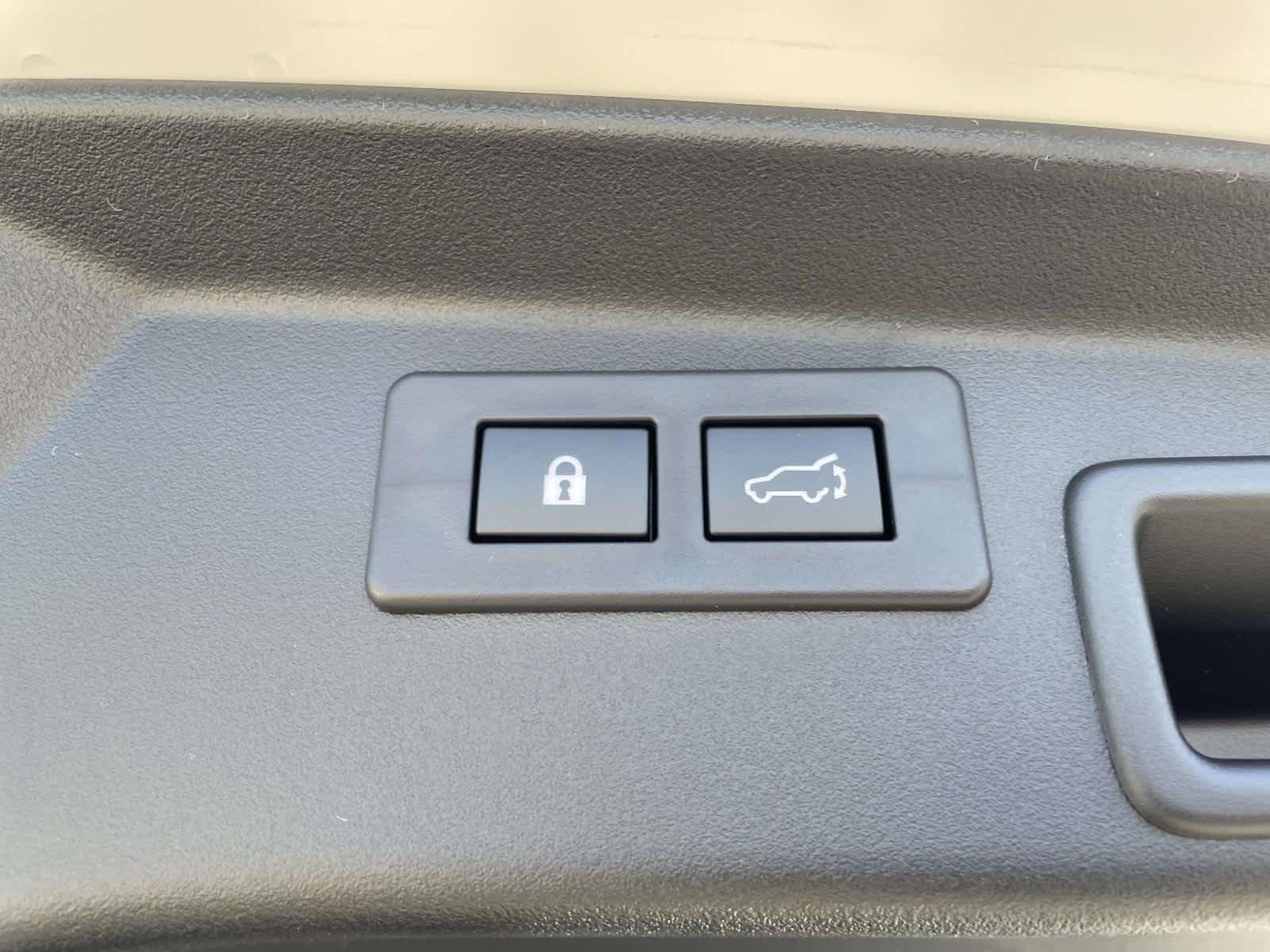 New 2026 Crystal White Pearl Subaru Wilderness image 18