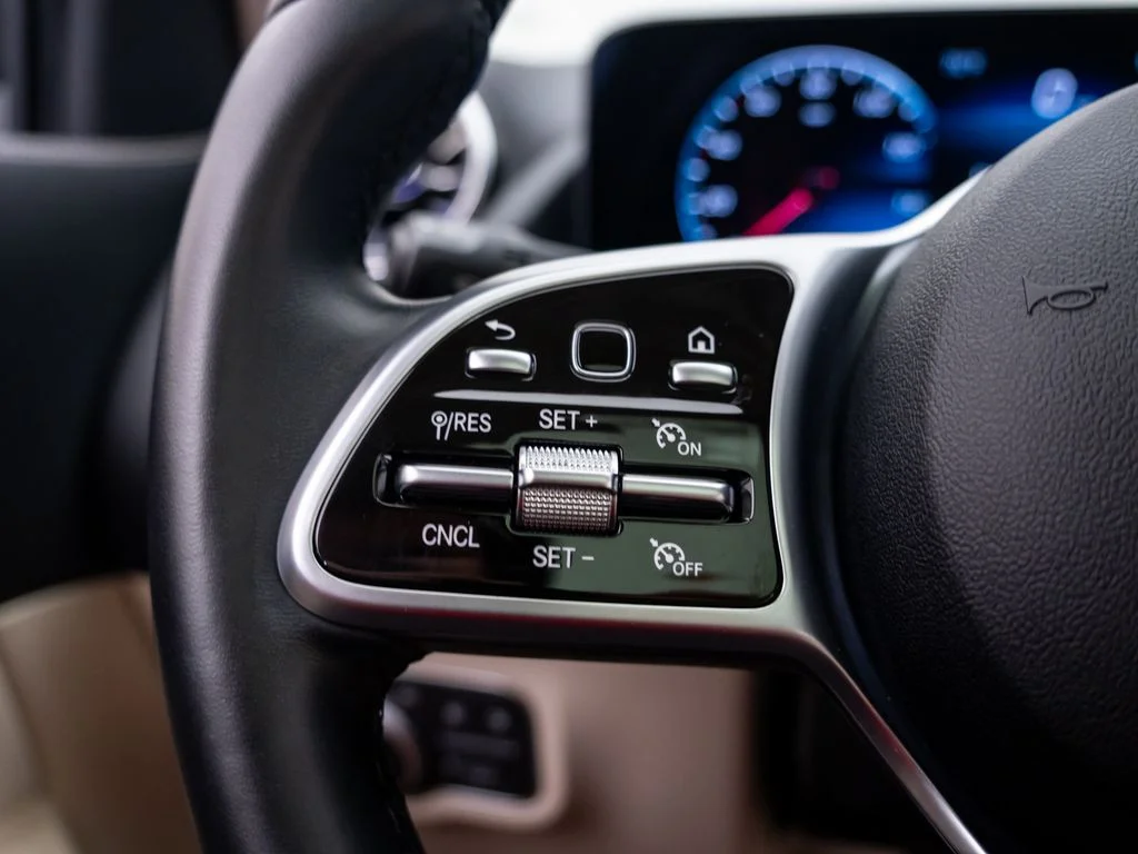 Used 2023 Gray Mercedes-Benz GLA 250 image 34