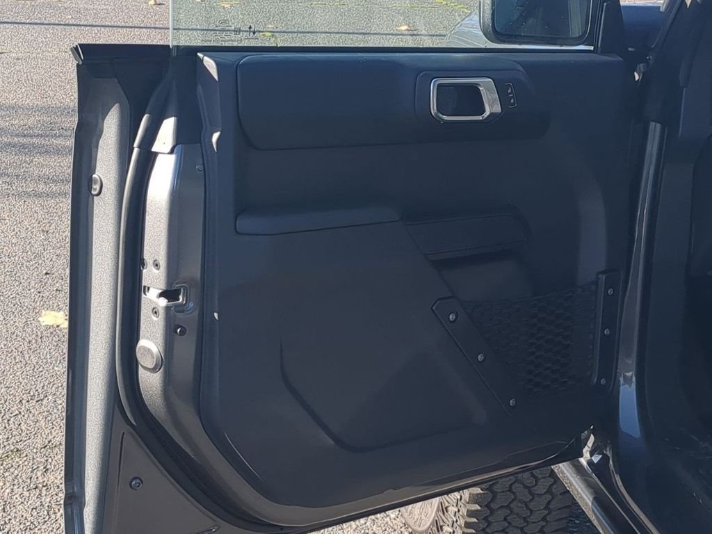 New 2025 Carbonized Gray Metallic Ford Badlands® image 40