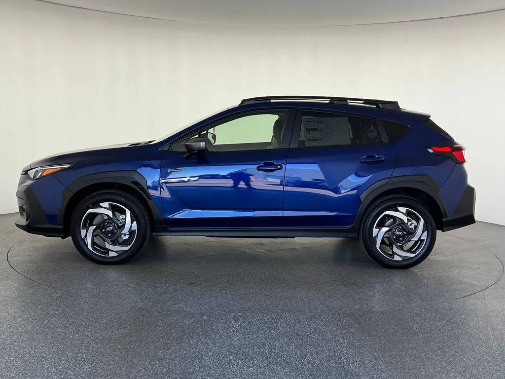 New 2026 SAPPHIRE BLUE PEARL Subaru Limited Hybrid image 8