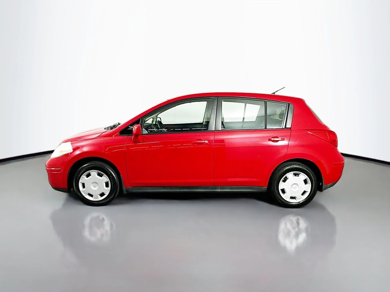 Used 2007 Red Alert Nissan 1.8 S image 4