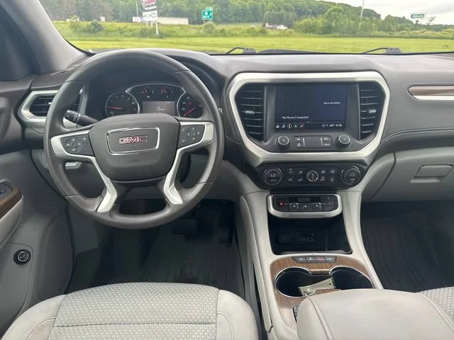 Used 2023 Volcanic Red Tintcoat GMC SLE image 14