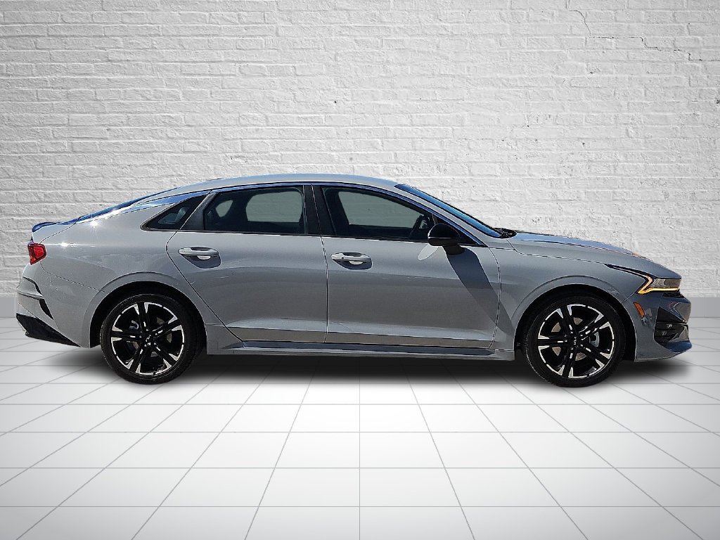 Used 2022 Gray Kia GT-Line image 5