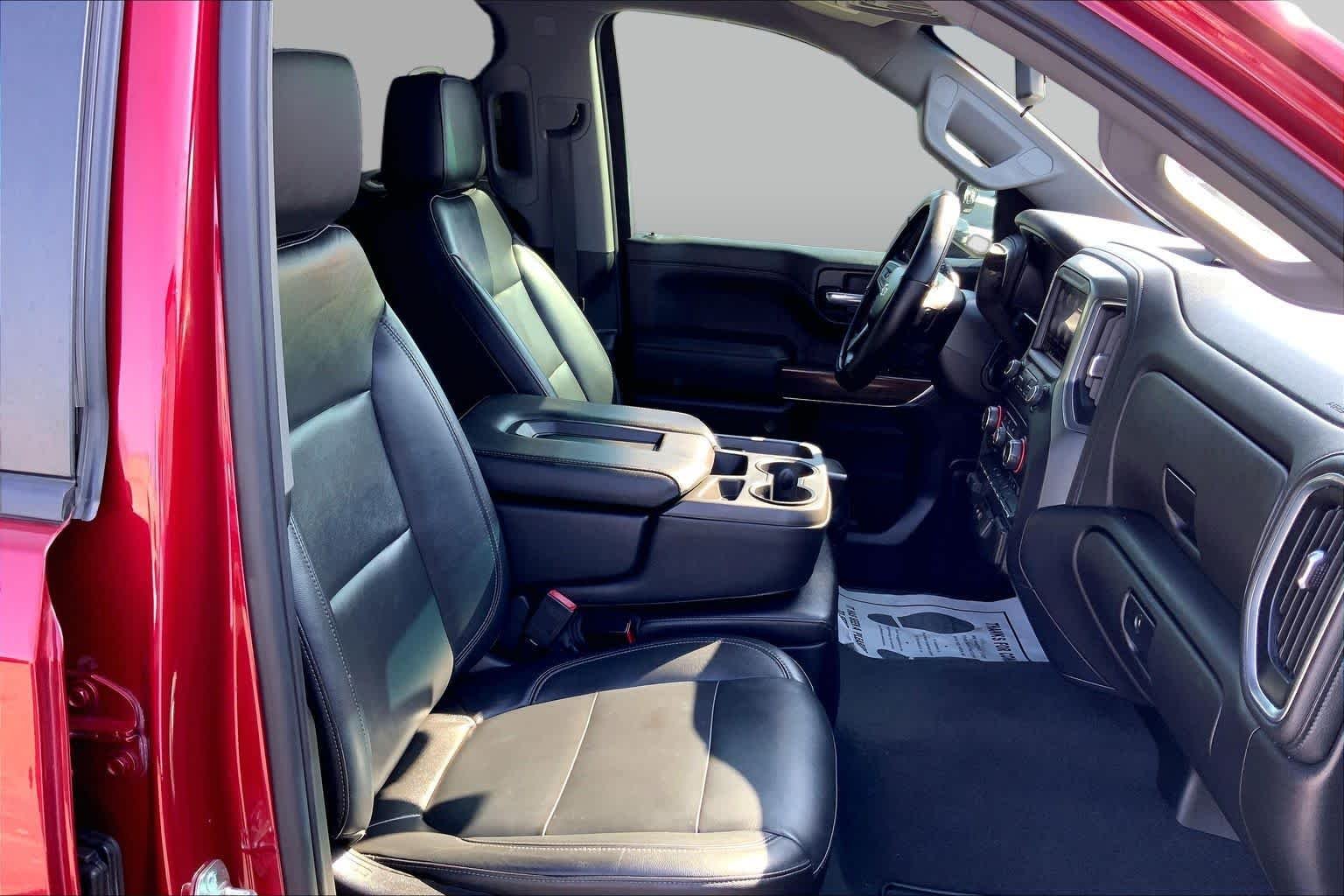 Used 2019 Cajun Red Tintcoat Chevrolet LT image 8