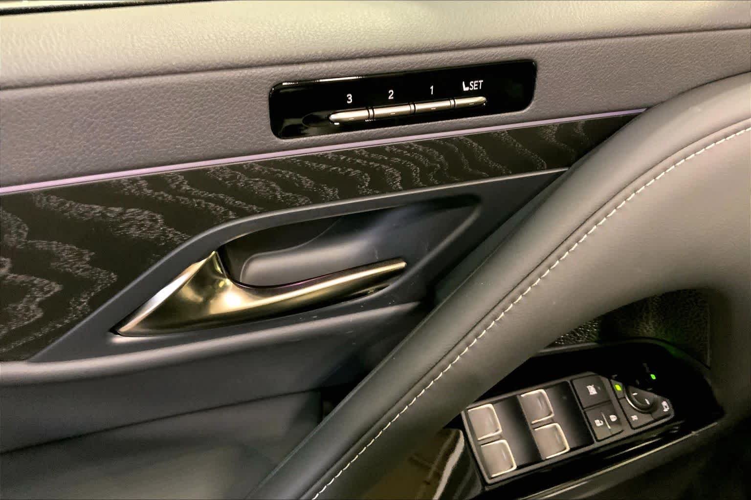 2026 Lexus LX 700h Luxury - Photo 20