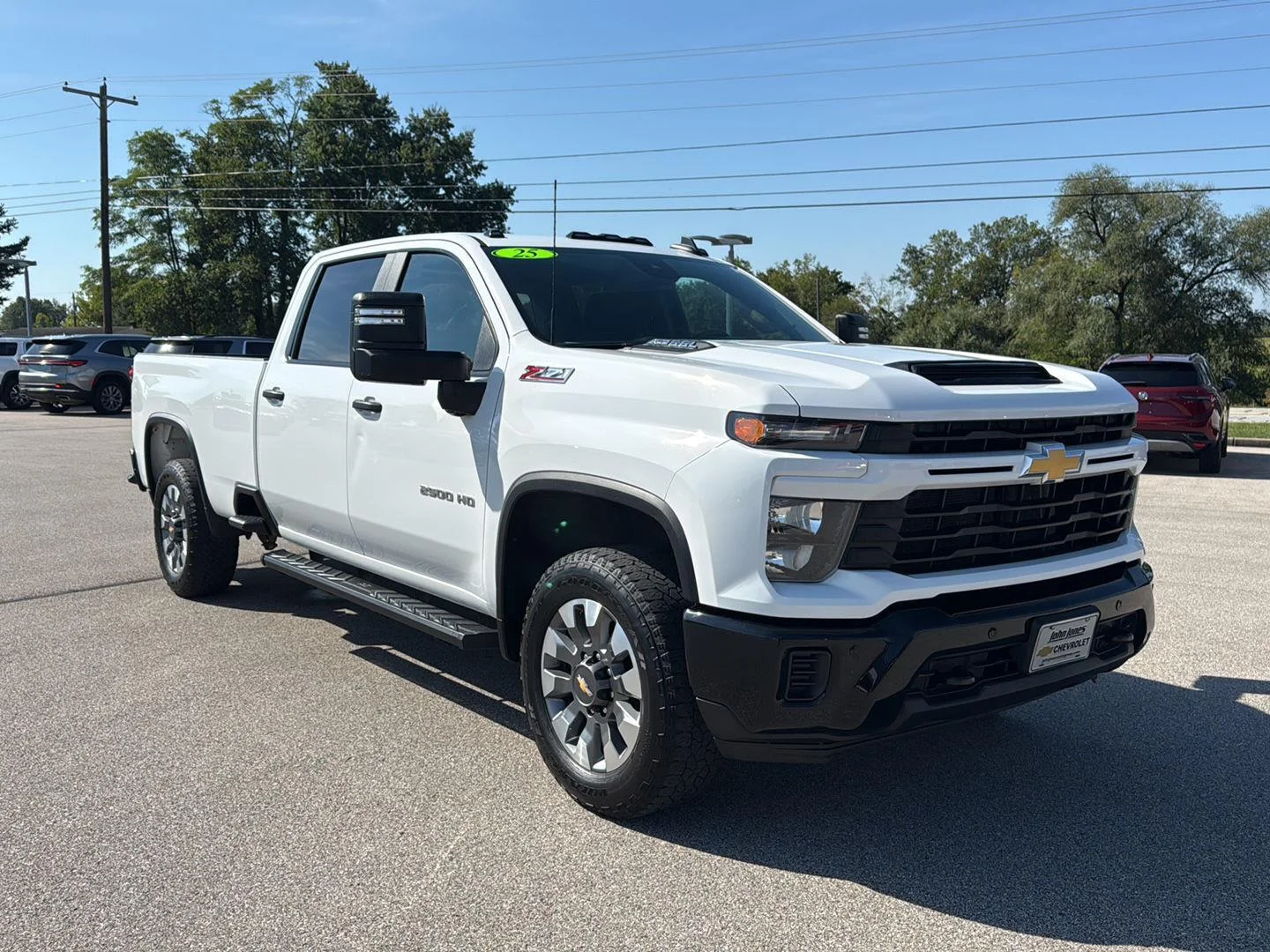 Used 2025 Summit White Chevrolet Custom image 2
