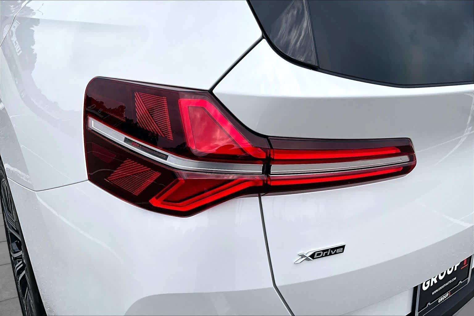 Used 2025 Mineral White Metallic BMW 30 xDrive image 29