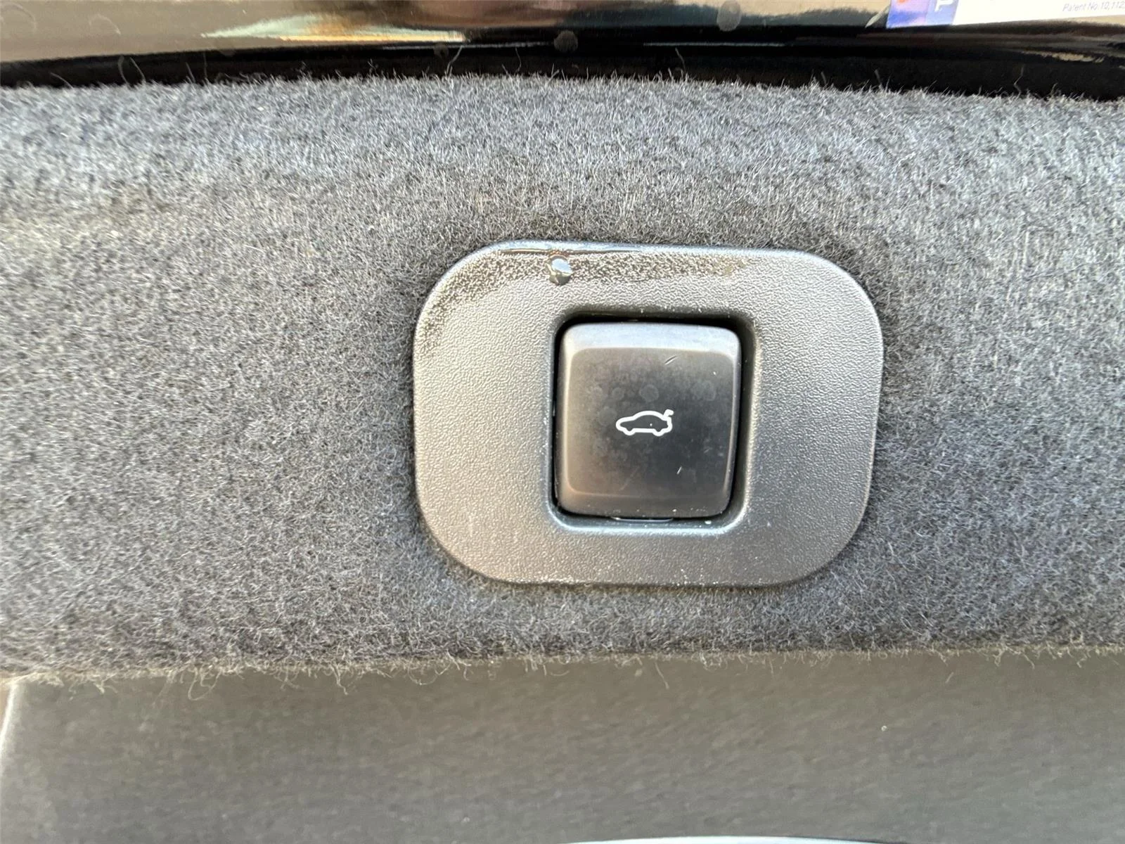 Used 2019 Infinite Black Metallic Lincoln Select image 18