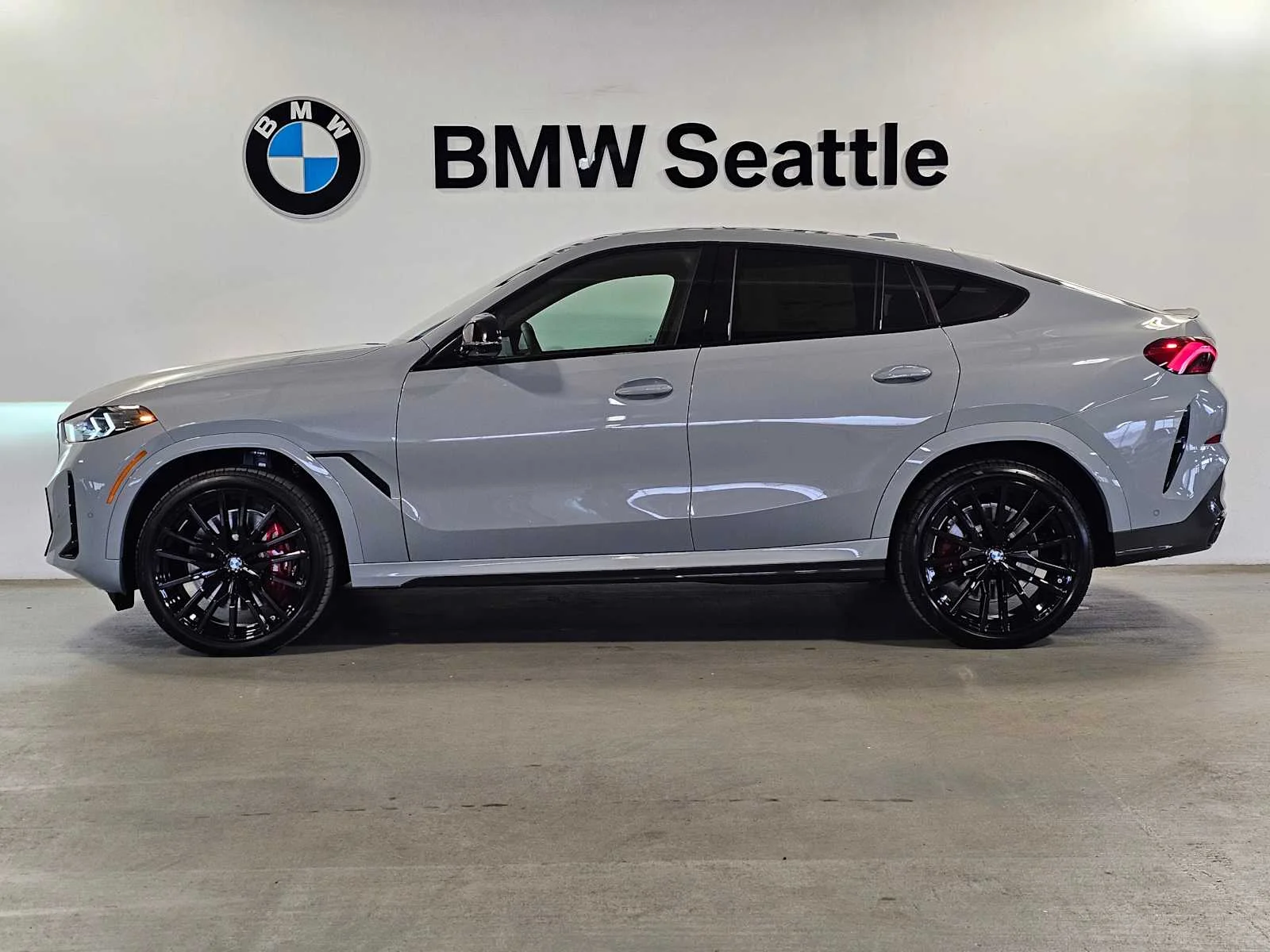 New 2026 BMW X6 M60i SUV in Seattle #T9388890 | BMW Seattle