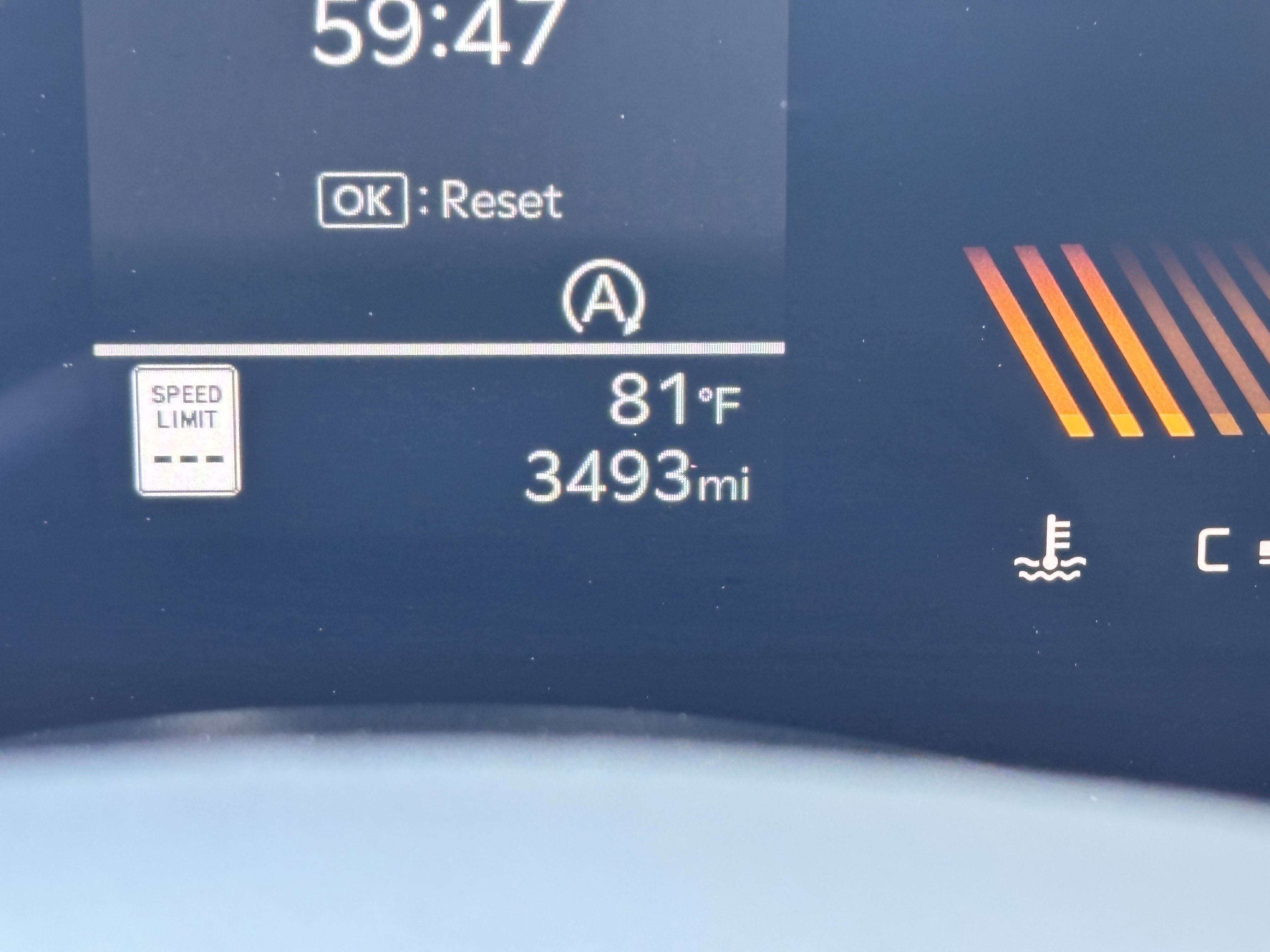 Certified Used 2026 Snow White Pearl Kia LXS image 28