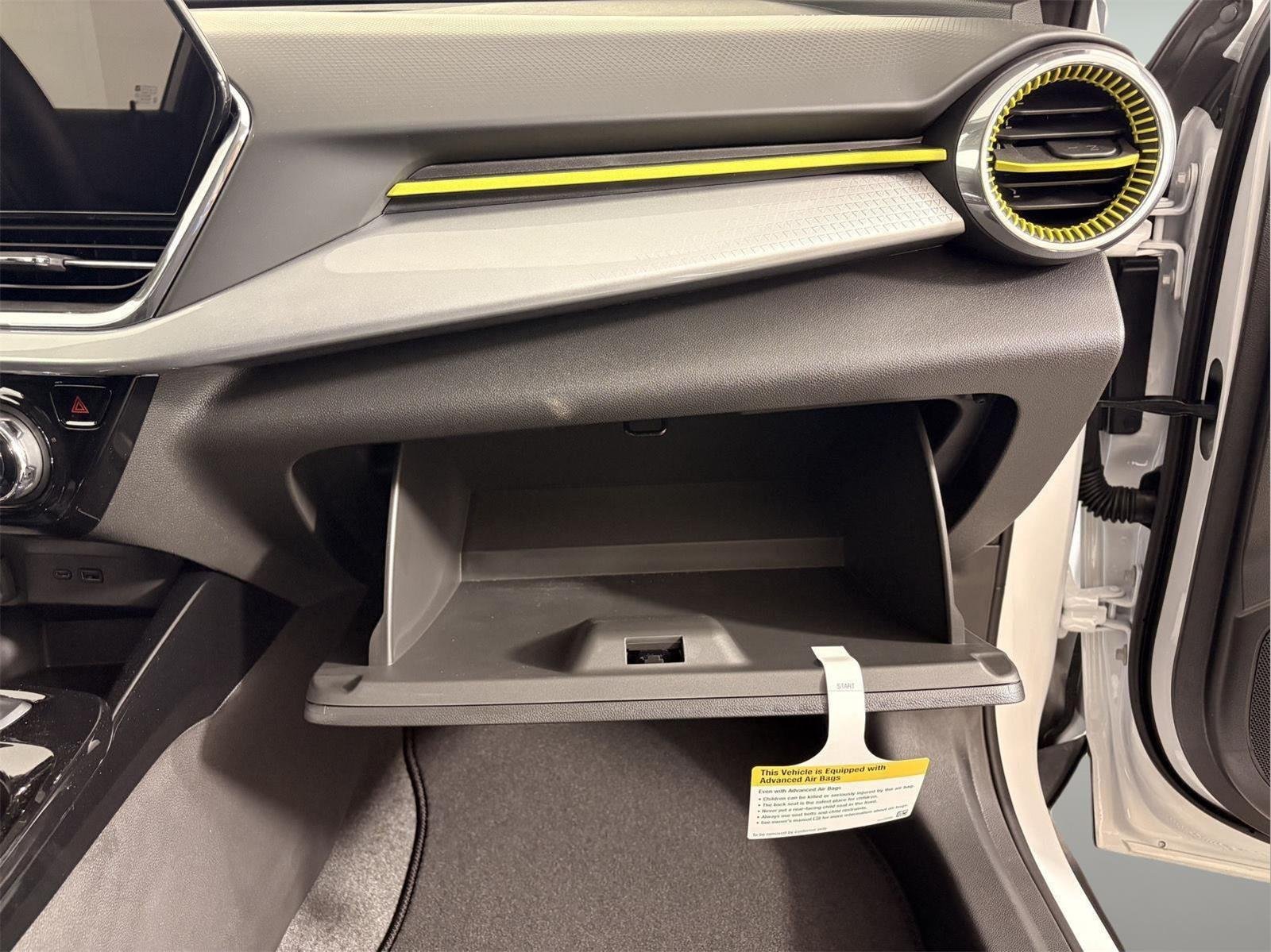 2026 Chevrolet Trax LT - Photo 25