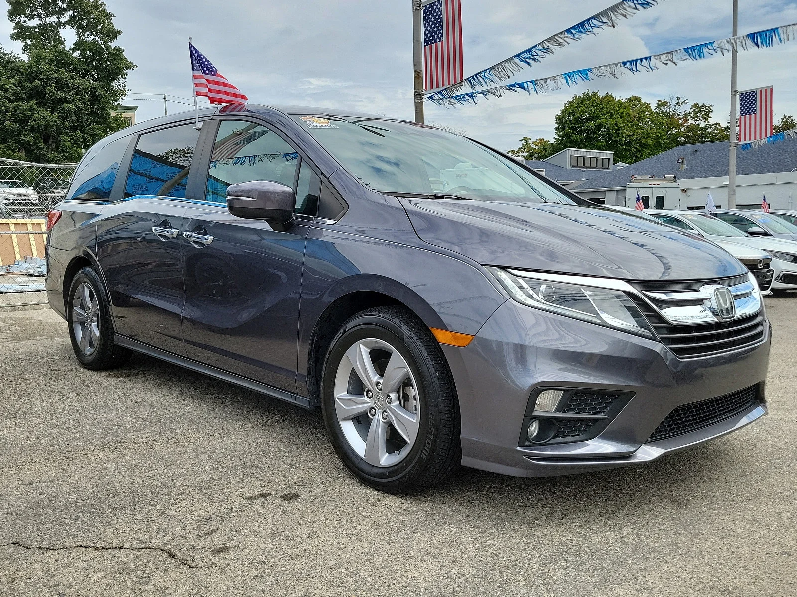 Used 2018 Modern Steel Metallic Honda EX image 3
