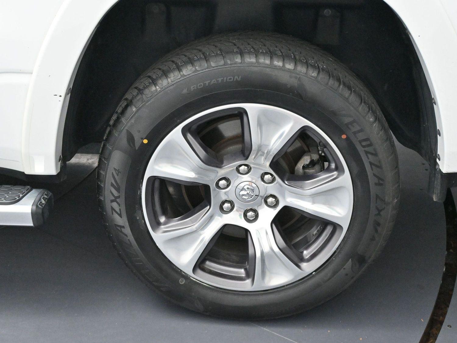 Used 2022 Bright White Clearcoat Ram Laramie image 36