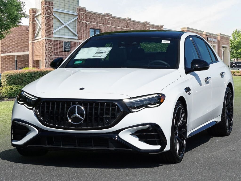 New 2026 MANUFAKTUR Moonlight White Metallic Mercedes-Benz E 53 AMG® image 4