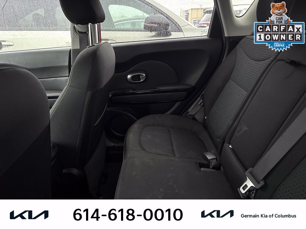 Used 2016 Red Kia Plus image 9