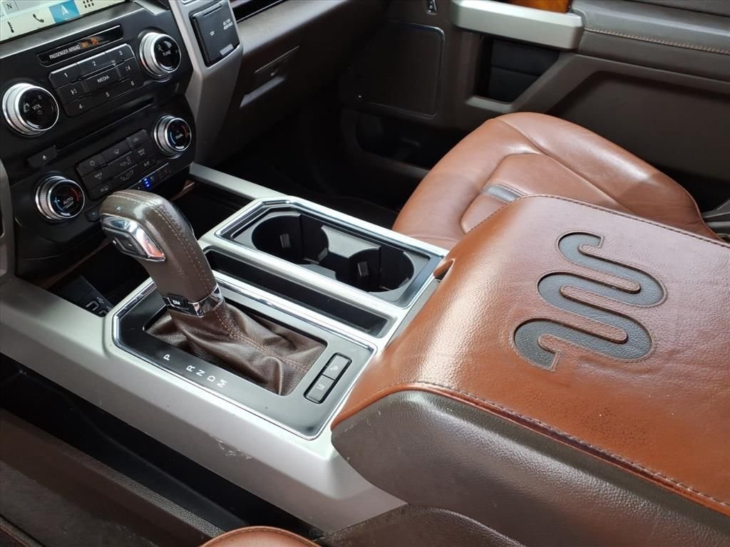 Used 2018 White Platinum Clearcoat Metallic Ford King Ranch image 22