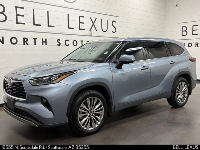 Used 2024  Toyota Platinum image 6