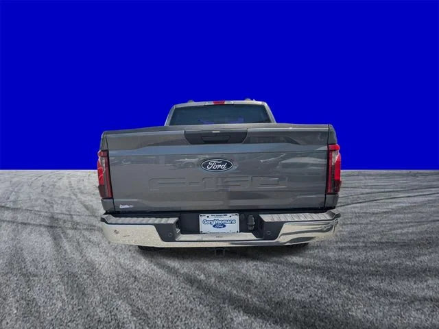 Certified Used 2025 Gray Metallic Ford XLT image 3