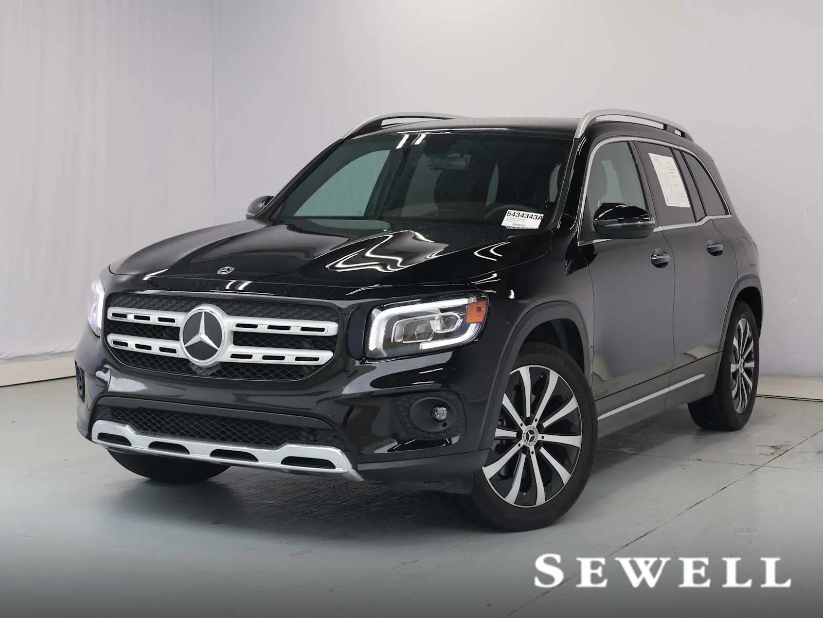 2022 Mercedes-Benz GLB GLB 250's photo