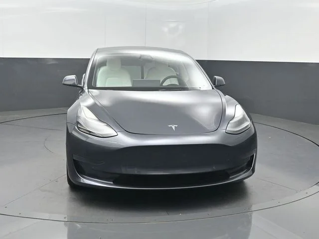 Used 2022 Black Tesla Base image 27