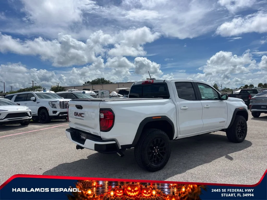 New 2026 Summit White GMC Elevation image 7